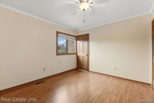 720 Essex Drive, Rochester Hills, MI 48307