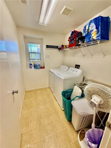 3040 Avishan, Perris, CA 92571