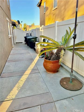 3040 Avishan, Perris, CA 92571