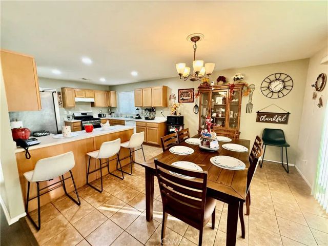3040 Avishan, Perris, CA 92571