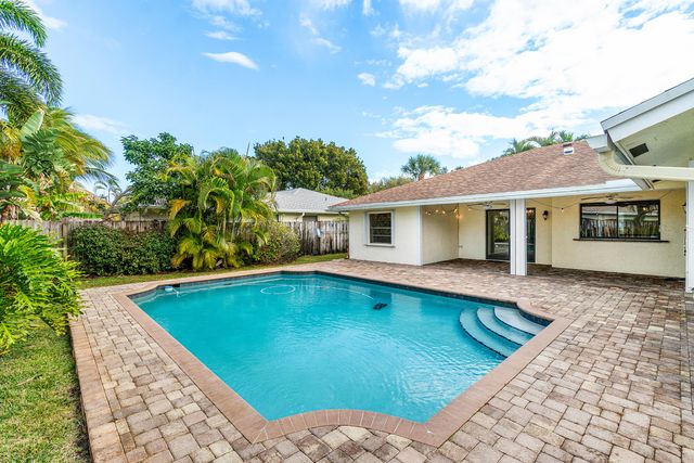 4060 Birchwood Drive, Boca Raton, FL 33487