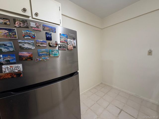 490 Atlantic Avenue 115, East Rockaway, NY 11518