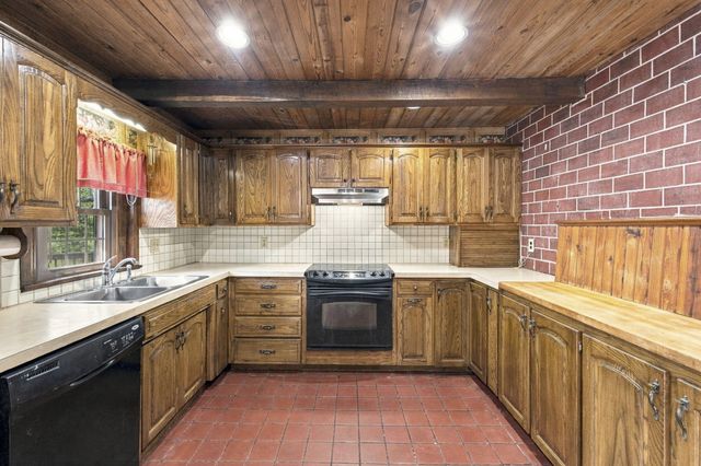 1724 Liberty Road, Rogersville, MO 65742