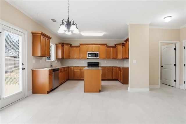 2760 Tyler Bay Lane, Grayson, GA 30017