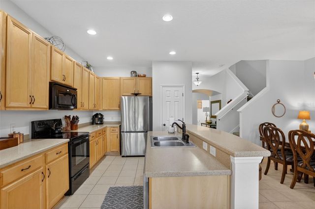 3060 SEAVIEW CASTLE DRIVE, Kissimmee, FL 34746