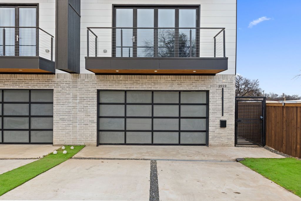 1919 Pollard Street, Dallas, TX 75208 — exterior
