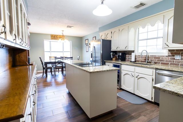 2729 Oak Crest, Sulphur, LA 70663