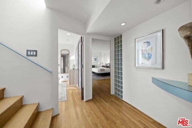 2980 Hollyridge Drive, Los Angeles, CA 90068