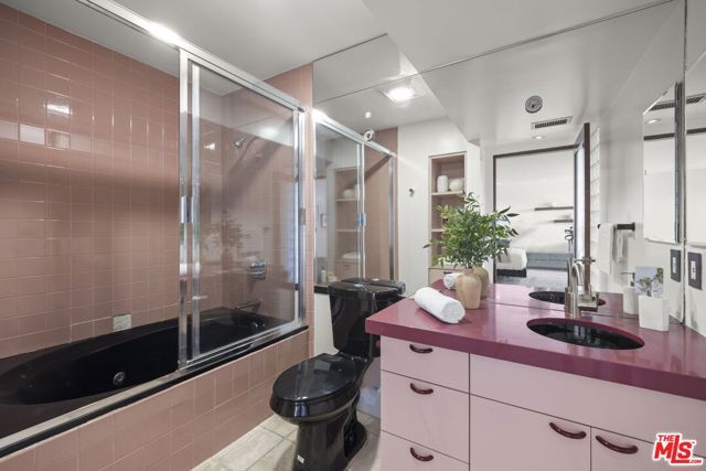 2980 Hollyridge Drive, Los Angeles, CA 90068