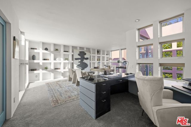 2980 Hollyridge Drive, Los Angeles, CA 90068
