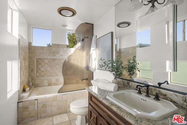 2980 Hollyridge Drive, Los Angeles, CA 90068