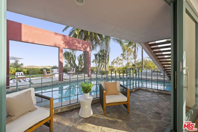 2980 Hollyridge Drive, Los Angeles, CA 90068