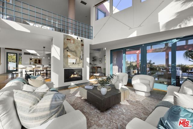 2980 Hollyridge Drive, Los Angeles, CA 90068