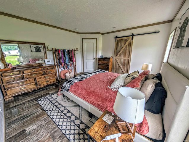 502 S 5Th Street, Mitchell, IN 47446