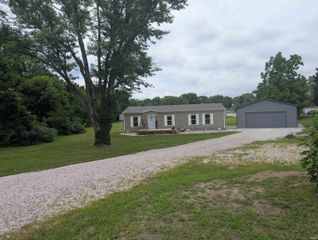 502 S 5Th Street, Mitchell, IN 47446