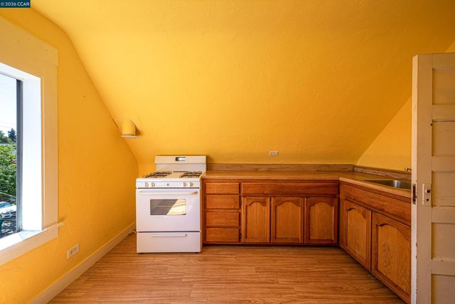 2968 Madeline Street, Oakland, CA 94602