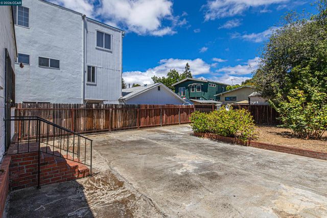 2968 Madeline Street, Oakland, CA 94602