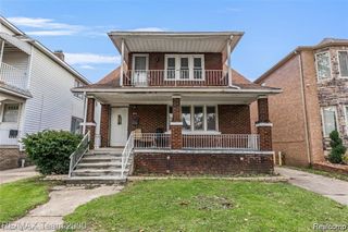 6524 Pinehurst Street, Dearborn, MI 48126