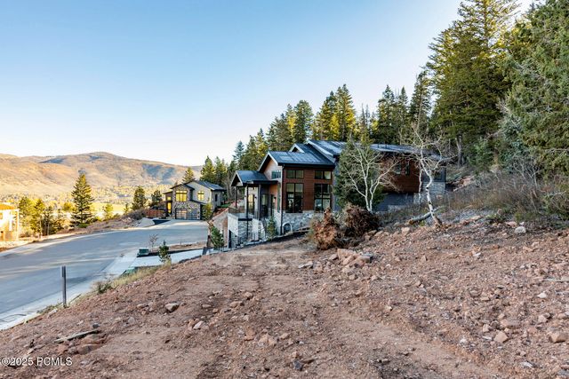 4069 W Crest Court 306, Park City, UT 84098