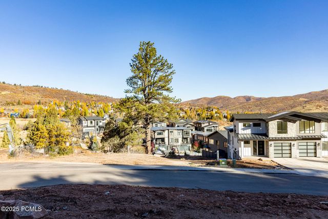 4069 W Crest Court 306, Park City, UT 84098