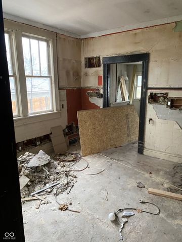 408 E Monroe Street, Alexandria, IN 46001