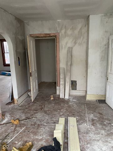 408 E Monroe Street, Alexandria, IN 46001