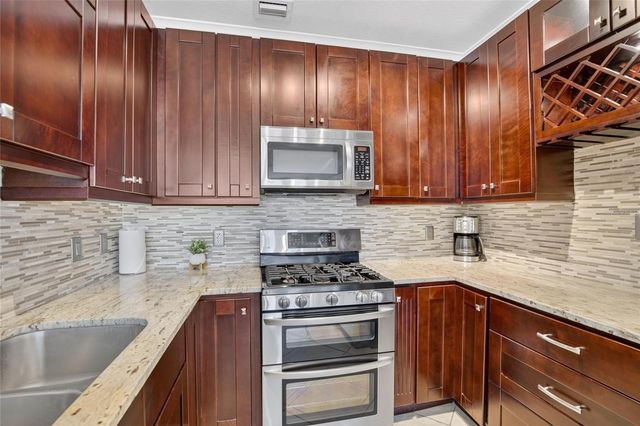 2723 VIA CAPRI 832, Clearwater, FL 33764