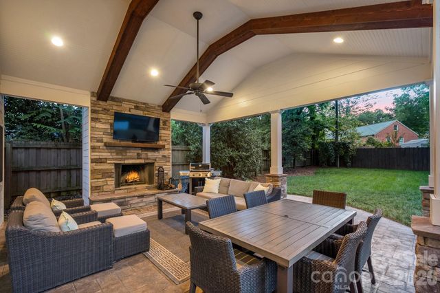 2808 Windsor Avenue, Charlotte, NC 28209