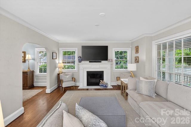 2808 Windsor Avenue, Charlotte, NC 28209