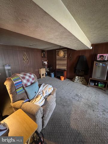 7909 DELLWOOD AVE, Lanham, MD 20706