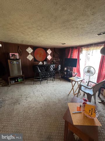 7909 DELLWOOD AVE, Lanham, MD 20706
