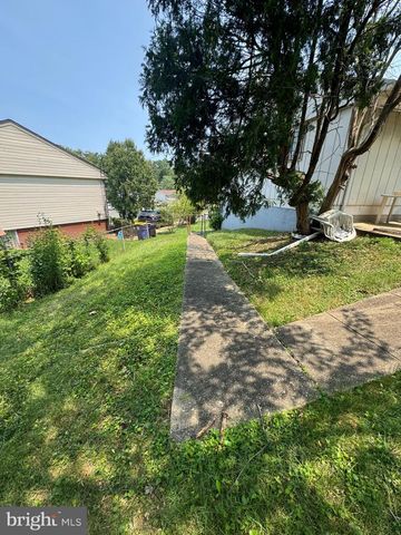 7909 DELLWOOD AVE, Lanham, MD 20706