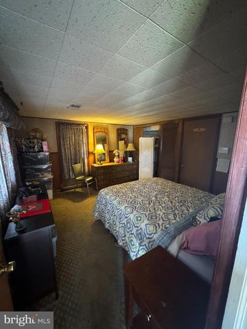7909 DELLWOOD AVE, Lanham, MD 20706