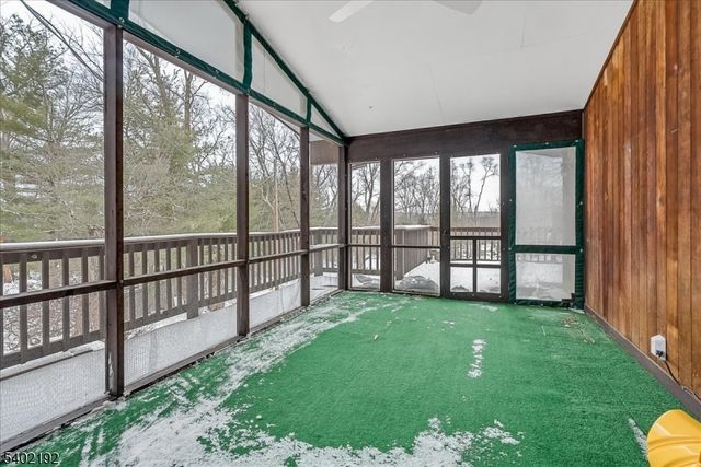 49 Farmersville Rd, Tewksbury Twp., NJ 07830