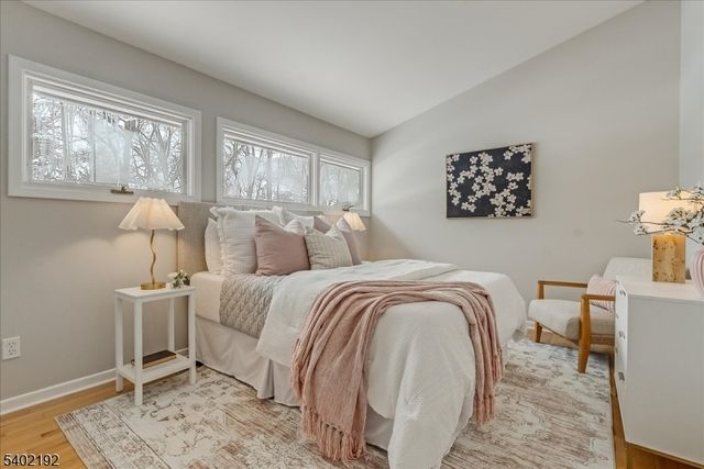 49 Farmersville Rd, Tewksbury Twp., NJ 07830