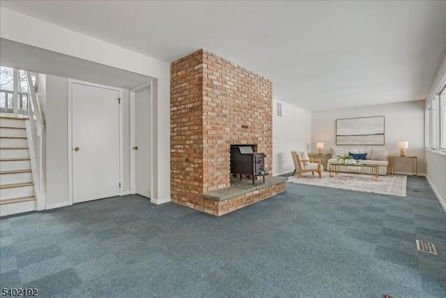 49 Farmersville Rd, Tewksbury Twp., NJ 07830