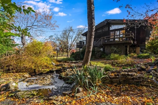 49 Farmersville Rd, Tewksbury Twp., NJ 07830