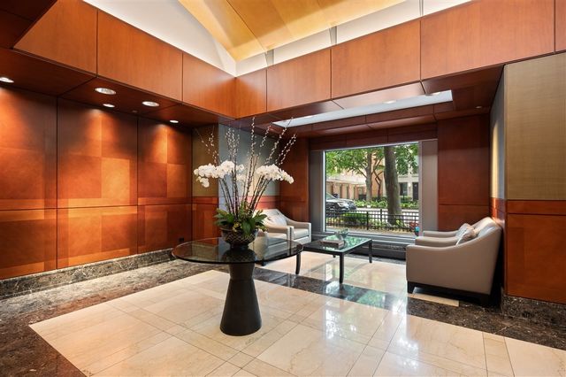 445 E NORTH WATER Street 902, Chicago, IL 60611