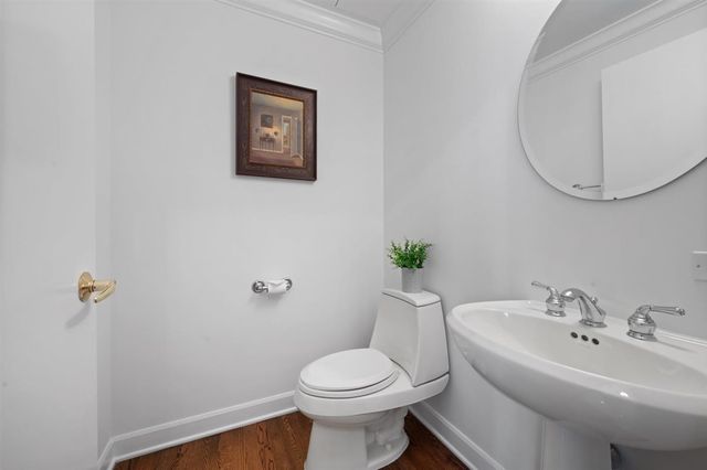 445 E NORTH WATER Street 902, Chicago, IL 60611