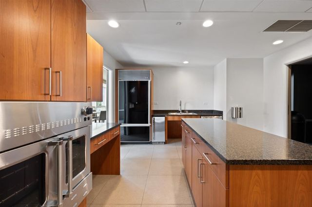 445 E NORTH WATER Street 902, Chicago, IL 60611