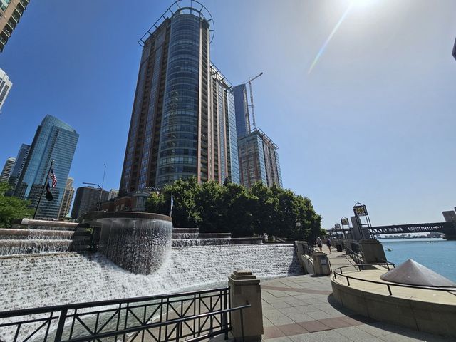 445 E NORTH WATER Street 902, Chicago, IL 60611