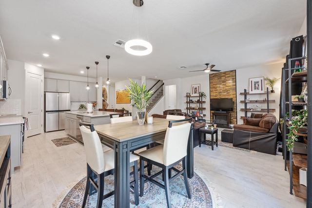 2713 HILLTOP LOOP, Apopka, FL 32712