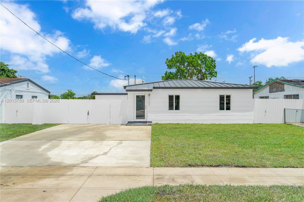 2265 NW 155 Street, Miami Gardens, FL 33054