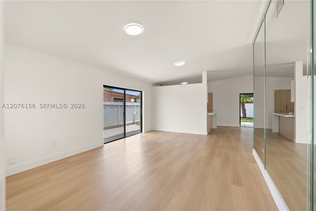 1201 SW 142nd Ave, Miami, FL 33184