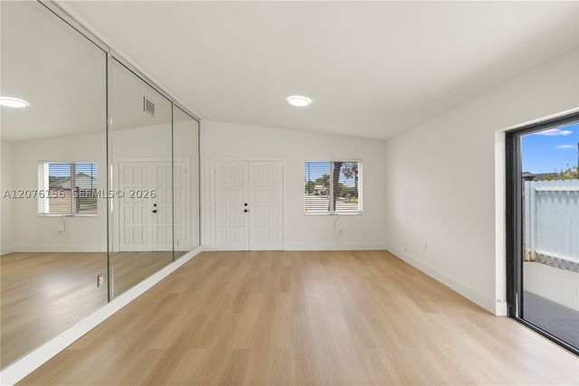 1201 SW 142nd Ave, Miami, FL 33184