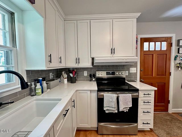 2813 Barmettler Street, Raleigh, NC 27607