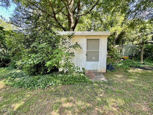 2813 Barmettler Street, Raleigh, NC 27607