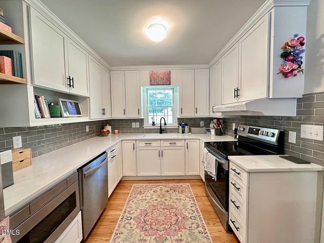2813 Barmettler Street, Raleigh, NC 27607
