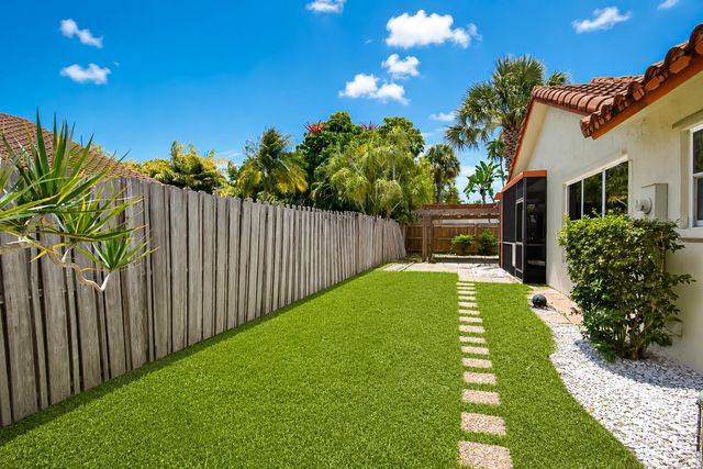 7407 SILVER WOODS Court, Boca Raton, FL 33433