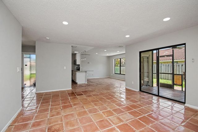 7407 SILVER WOODS Court, Boca Raton, FL 33433